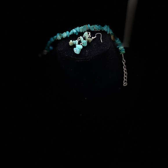 3 BOHO ITEMS Real Turquoise Drop earrings, Bracelet plus Beautiful Long Necklace - Picture 13 of 16